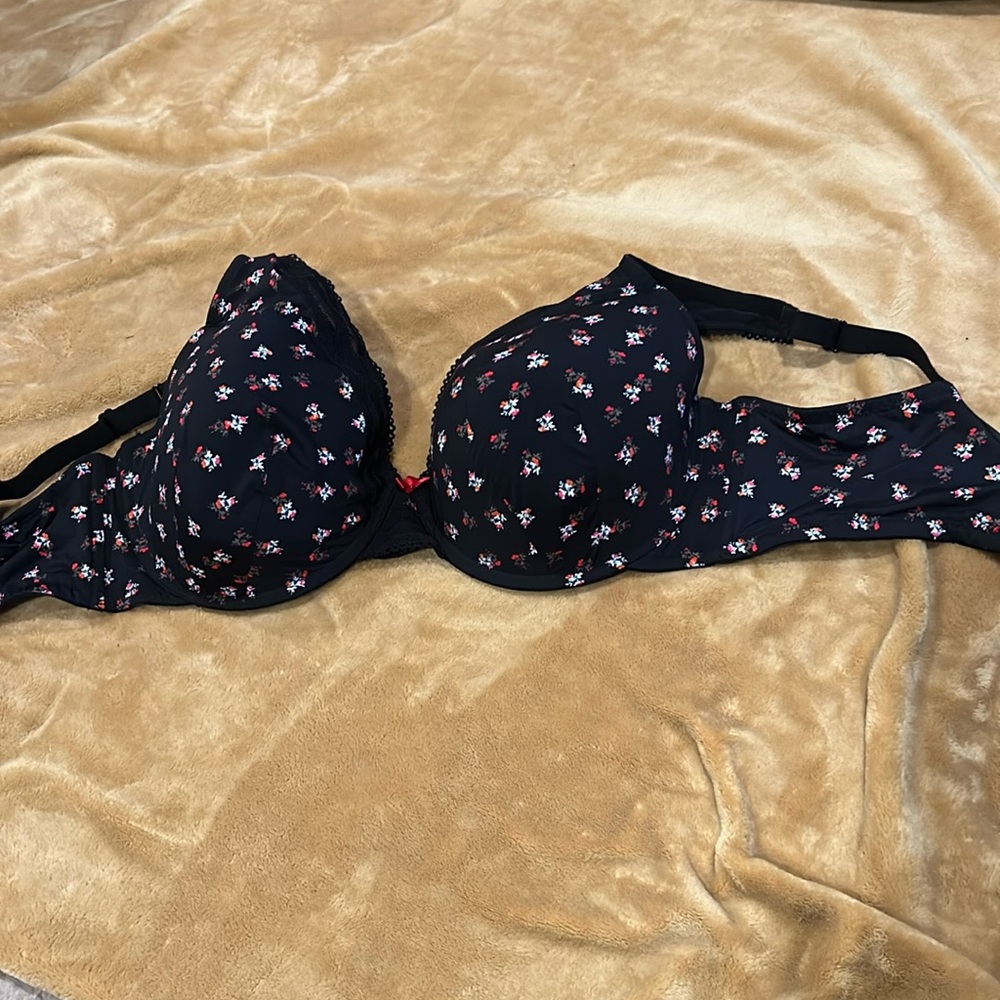 Cacique 42F bra